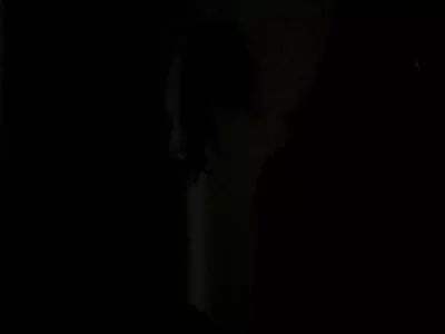 സിസ്റ്റർഹുഡ് ദീക്ഷ അവസാനിക്കുന്നത് കണ്ട് സക്കിംഗിലാണ്