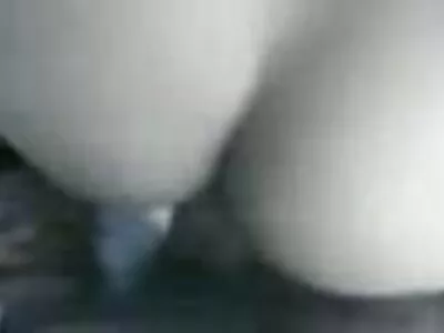 വികാരാധീനയായ സ്ത്രീക്ക് ഒരു വലിയ ഡിക്ക് ആവശ്യമാണ്